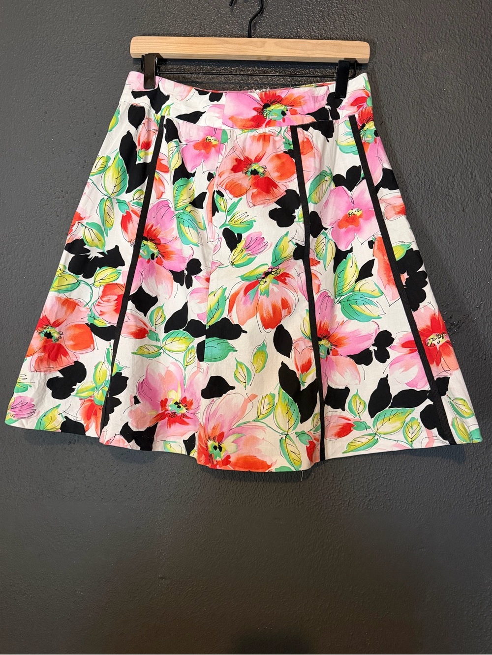 Apt. 9 Floral Circle Skirt in White, Pink, Coral and Black